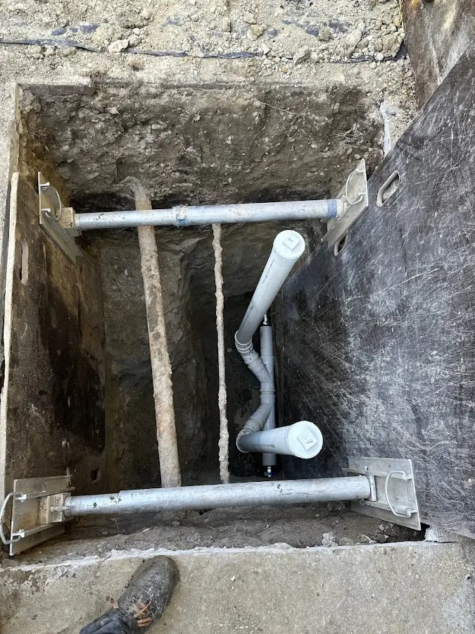 Experienced plumber completing Drain Cleaning work in Buffalo